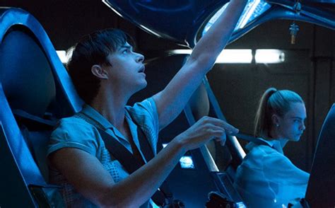 Valerian: New Trailer Finds DeHaan, Delevigne on a Space.